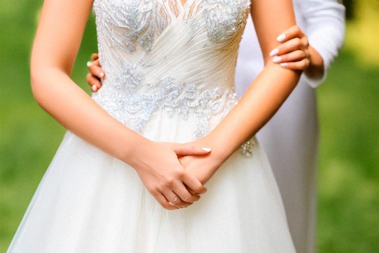 5 Vestidos de Boda Blancos Para Mujeres Delgadas